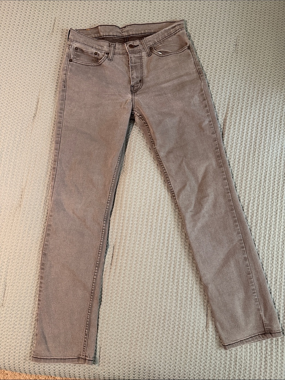 Levi's 511 Men’s Slim Jeans in Washed Gray with Tan Leather Patch